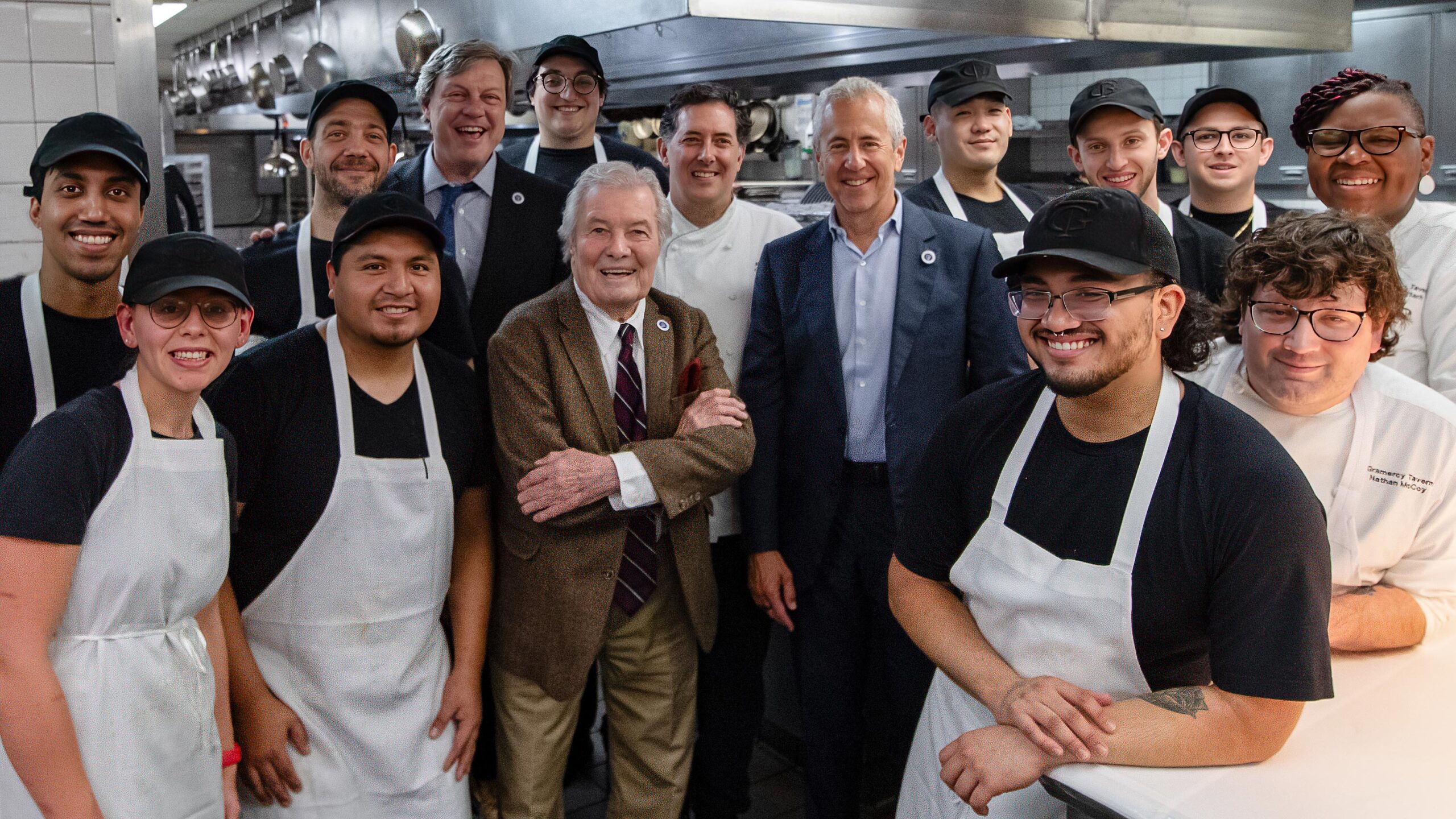 Jacques Pépin, Danny Meyer and Rollie Wesen with the culinary staff at Gramercy Tavern